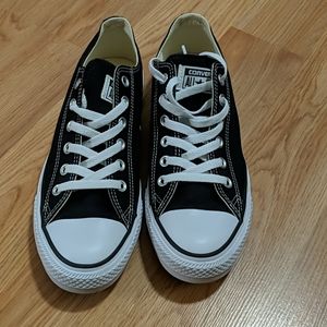 Converse All Star Chuck Taylor Sneakers sz 9